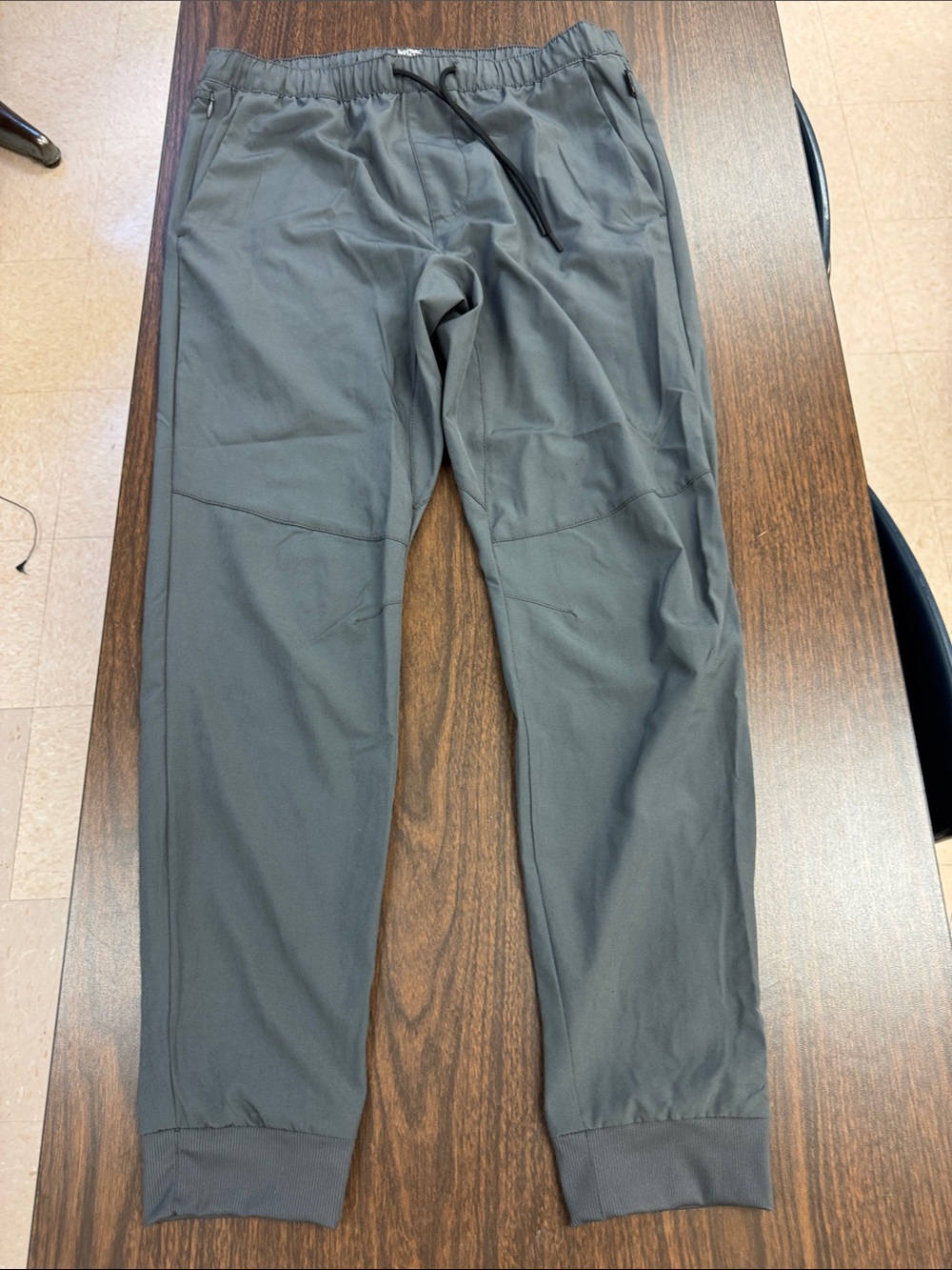 Hollister Men's Dark Gray Athletic Joggers